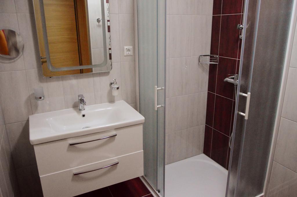 Turisticna Kmetija Cebelji Gradic Apartamento Rogašovci Exterior foto